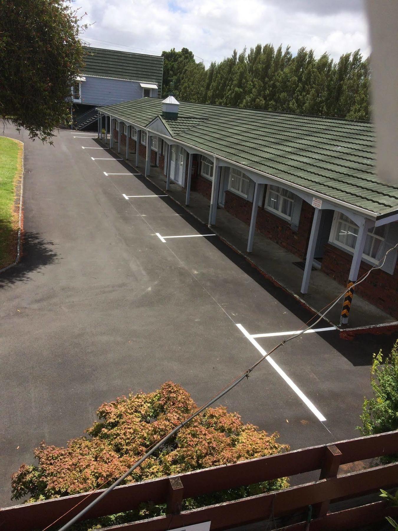 Colonial Motel Papakura Extérieur photo